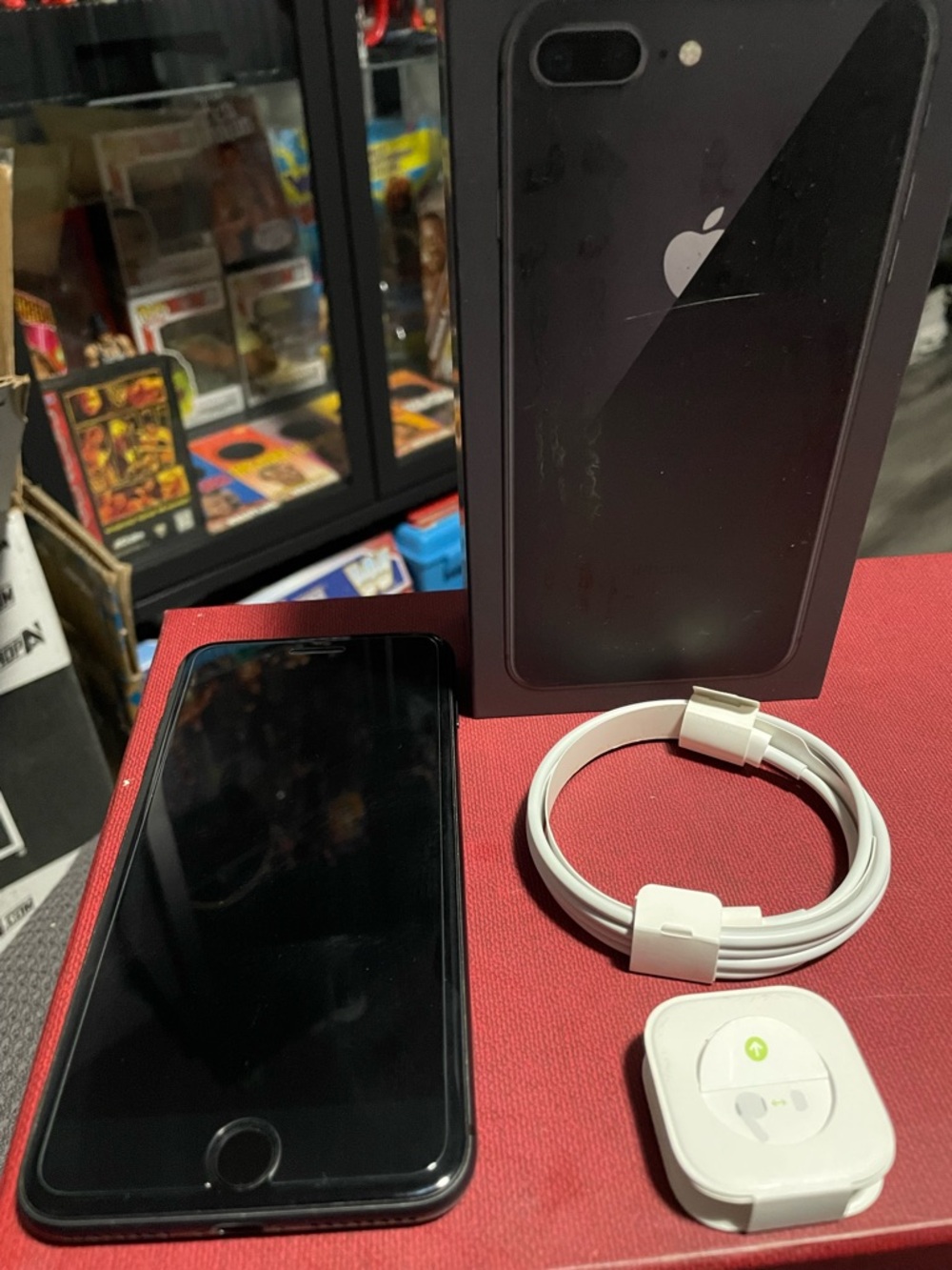 iPhone 8 Plus (64GB)